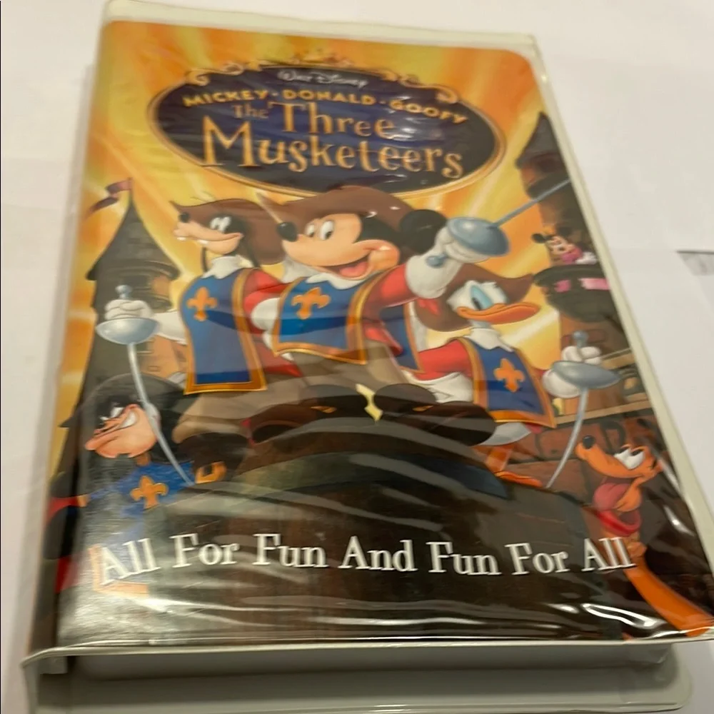 Disney's The Three Musketeers VHS